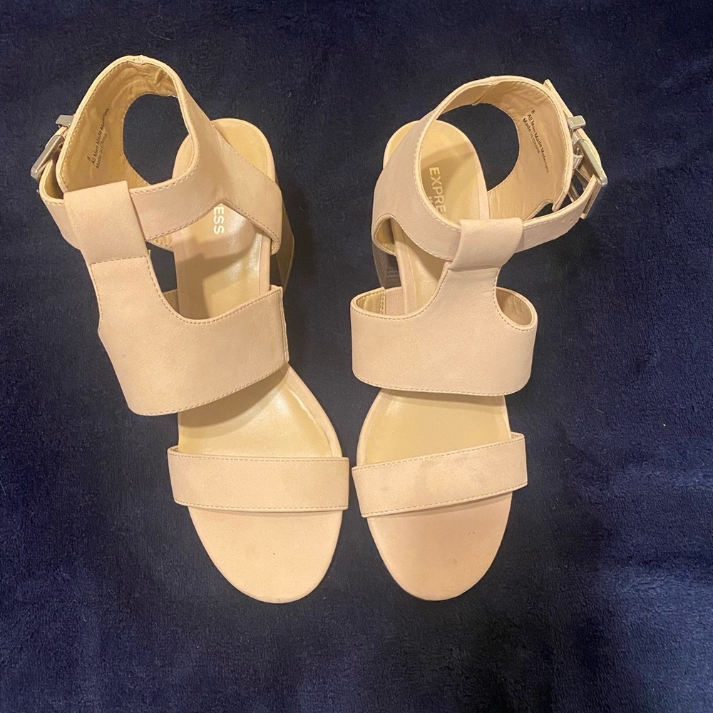 Express Heels